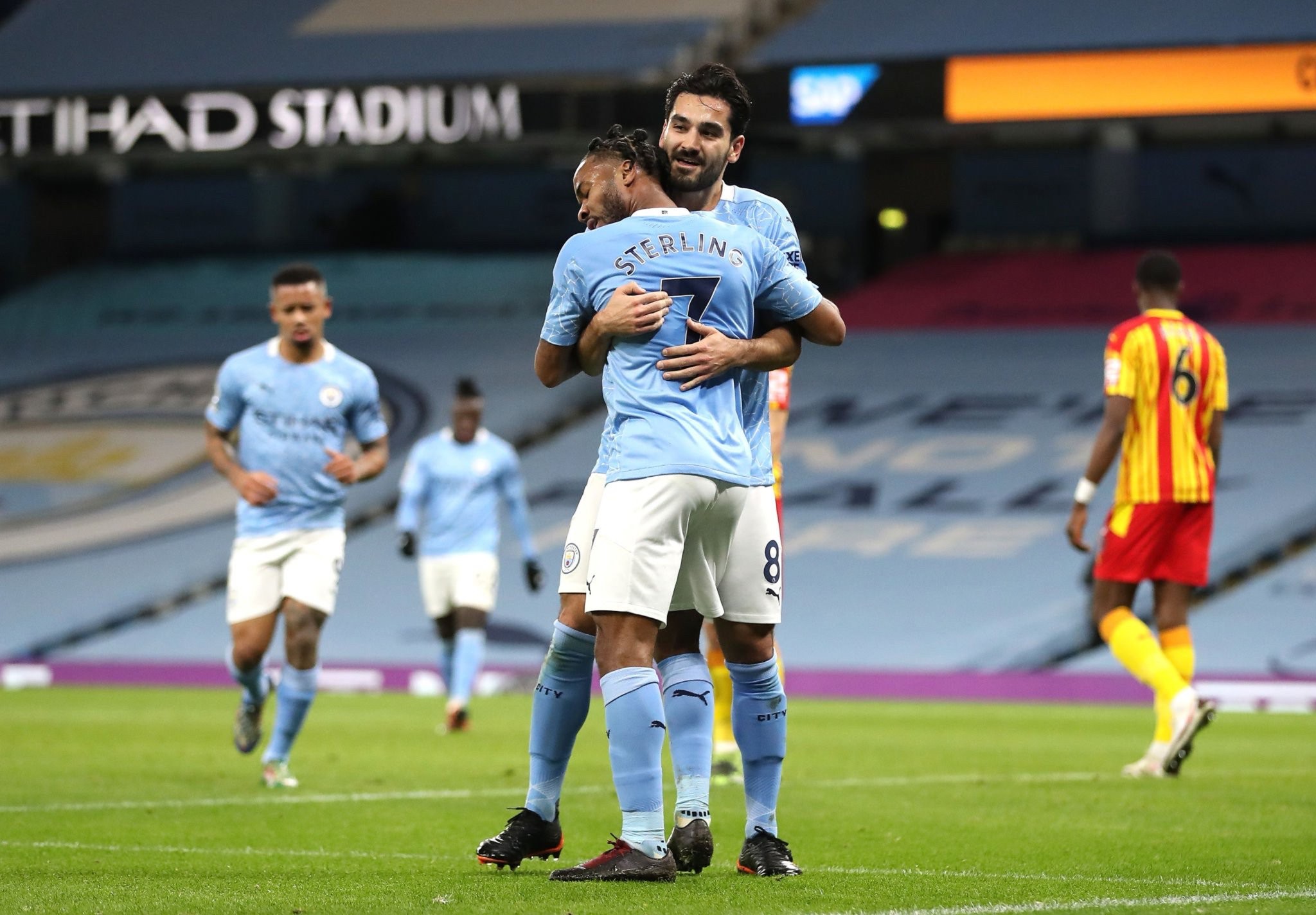 尽管场上表 尽管场上表